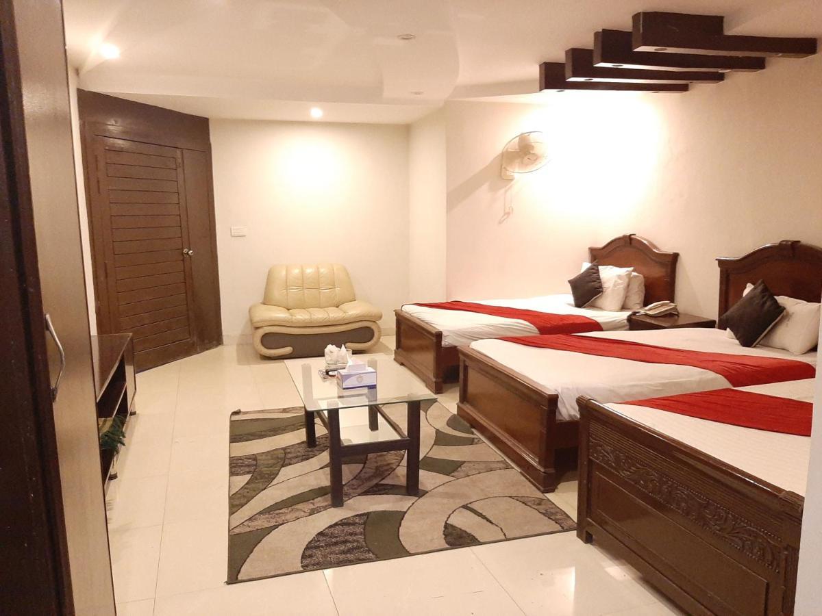 Gulberg Continental Hotel Lahore Exterior photo
