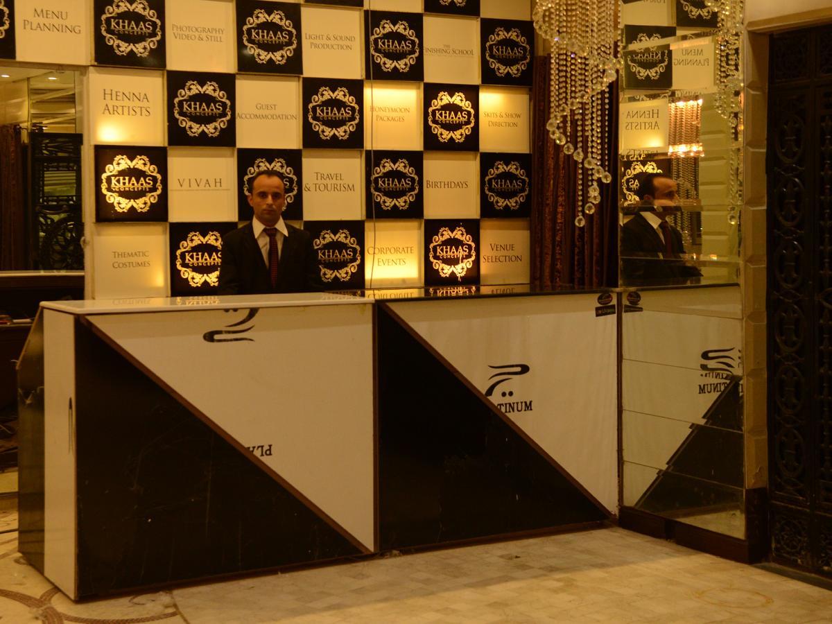 Gulberg Continental Hotel Lahore Exterior photo